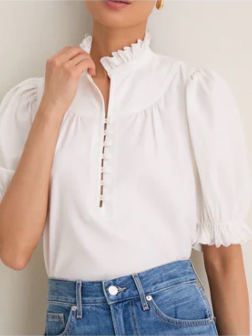 Pomander Place White Ruffle-Neck Button Front Blouse
